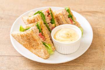 Homemade Tuna Sandwich