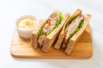 Homemade Tuna Sandwich