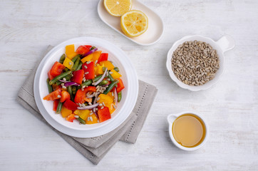 Vegetable salad with beans