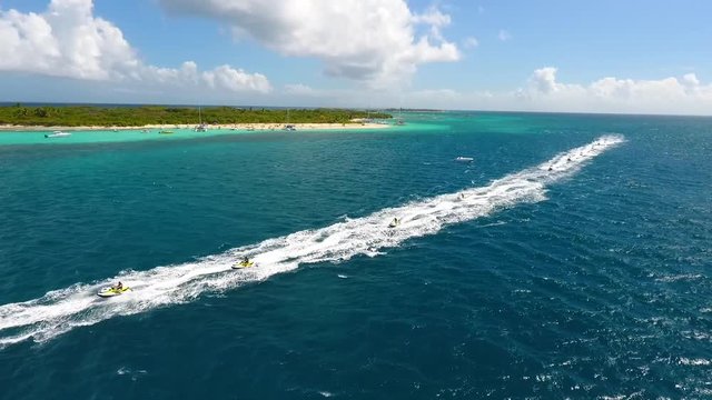 jetskis driving by