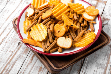 Crispy potato chips