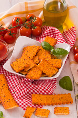 Tomato crackers.
