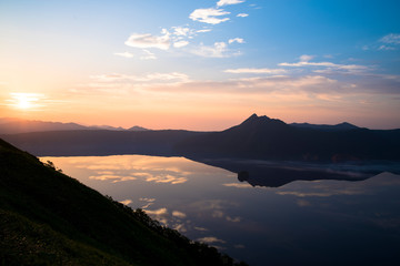 朝の摩周湖