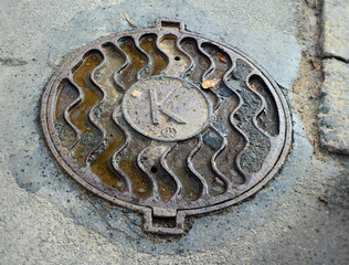 cast iron well cover