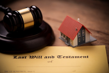Last will and testament form with gavel. Decision, financial - obrazy, fototapety, plakaty