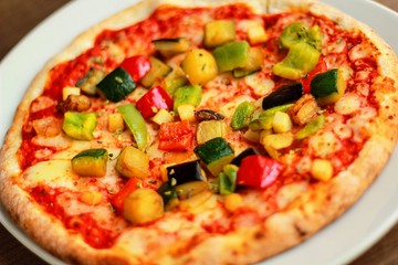 Pizza con verduras
