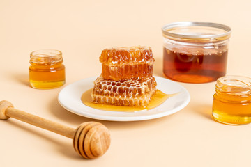 honey and fresh honeycombs