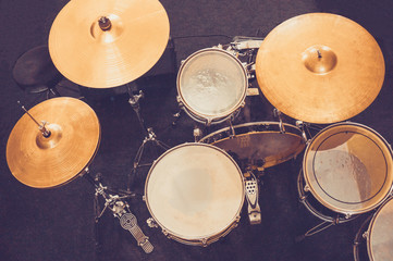 drum set drums in Studio