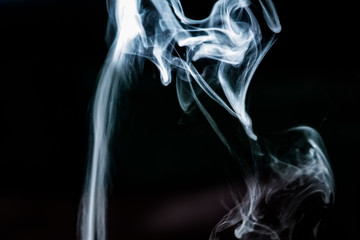 ミスト　流動　幻想的