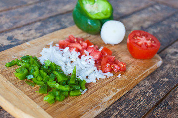 green pepper, onions, tomatoes, chopped