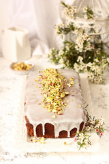 Pistachio cake with ricotta