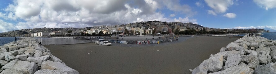 Napoli - Panoramica della spiaggia di Rotonda Diaz