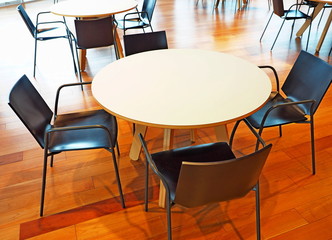 カフェラウンジ