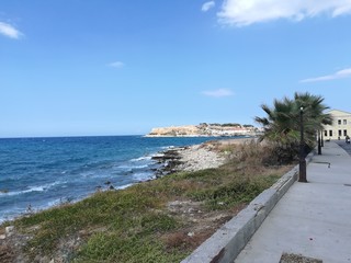 K&uuml;stenstra&szlig;e