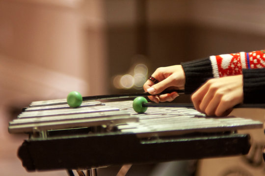 Playing xylophone