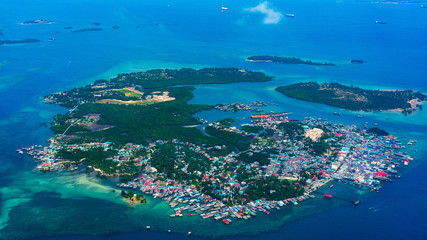 Obraz premium Bird view of Pulau Belakangpadang, Indonesia