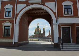 Fototapeta premium moscow, russia, city, cathedral, landscape, red, architecture, river, landmark, building, square, autumn, view, sky, cityscape, st, travel, bridge, panorama, russian, kremlin, capital, beautiful, high