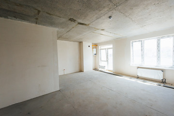 Interior finishing work in the room