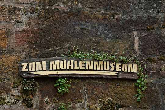 saarburg, wegweiser zum m&uuml;hlenmuseum
