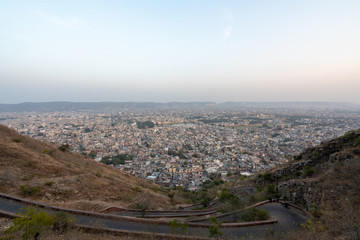 ナハーガー・ロードから見るジャイプールの町並み
