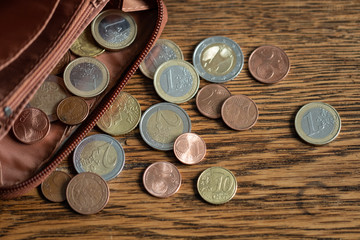 Portemonnaie mit Münzen