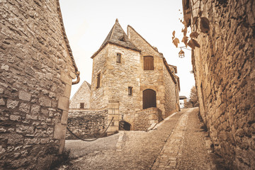 Fototapeta na wymiar Old stone house in the village of Beynac, France, Dordogne region