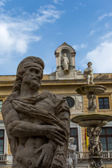 Fototapeta na wymiar View of Piazza Pretoria, Palermo