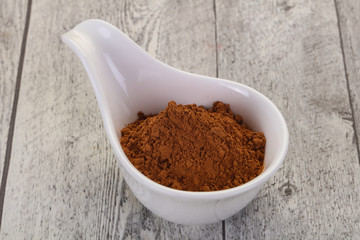 Cocoa powder in the bowl