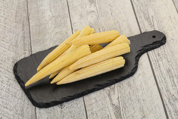 Raw baby corn