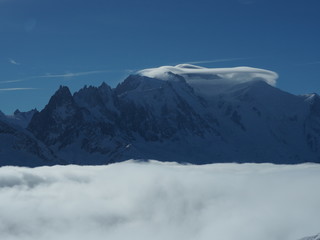Nuages sur le Mont-Blanc depuis l'Aiguillette des Posettes
