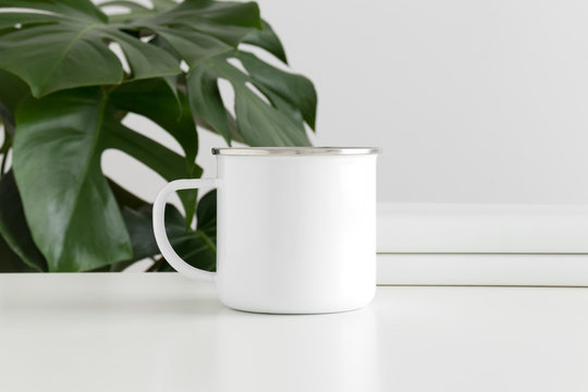Download 7 261 Best Enamel Mug Images Stock Photos Vectors Adobe Stock