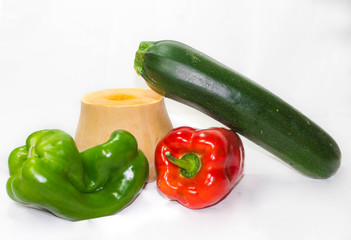 verduras en fondo blanco