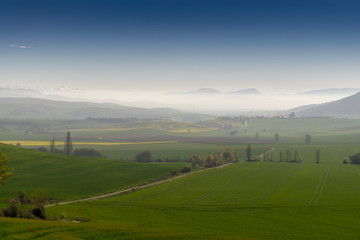 Fototapeta premium Paisaje de Navarra. España. Nieblas sobre el Pirineo