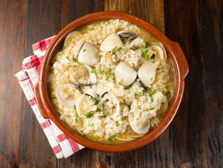 Arroz con almejas