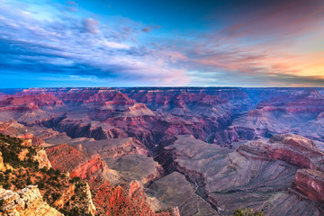Fototapeta na wymiar Grand Canyon, Arizona, USA at dawn from the south rim.
