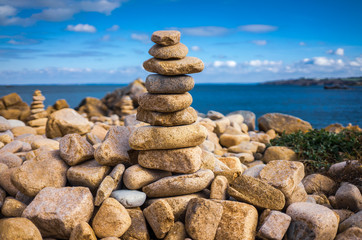 F, Bretagne, Finistére, Pointe de Diben, Steinturm, Steinmännchen