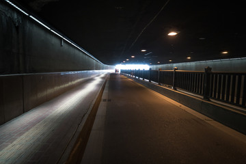 Obraz premium The passageway in the city, Perspective background