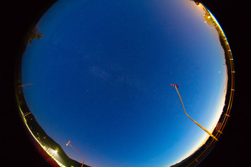 北海道での天の川を含む星空の風景