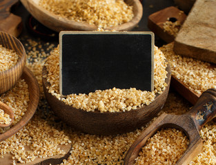 Dry bulgur wheat grains