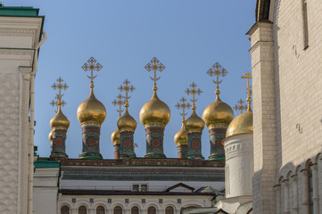 Fototapeta na wymiar domes of Verkhospasskiy cathedral