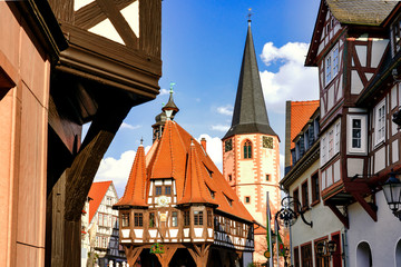 Town hall and market square in Michelstadt, Germany - obrazy, fototapety, plakaty
