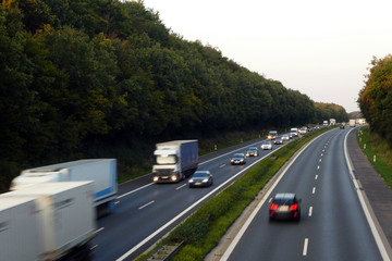 A 3 zwishcehn Schlüsselfeld und Höchstadt Fahrtrichtung Passau