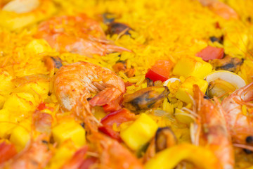shellfish, shrimp and rice ,lemon in wine