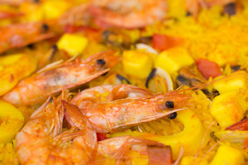 shellfish, shrimp and rice ,lemon in wine