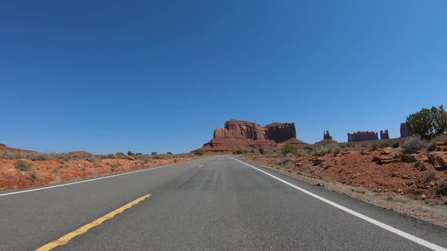 Drive through Arches National Park in Utah - travel photography
