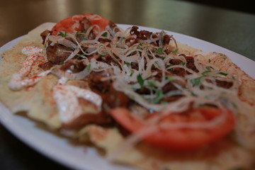 pizza with ham and cheese