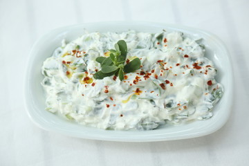 salad with cottage cheese