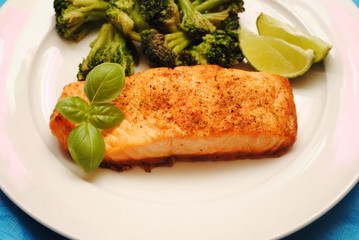 Salmon Filet with Roasted Broccoli & Lime Slices 