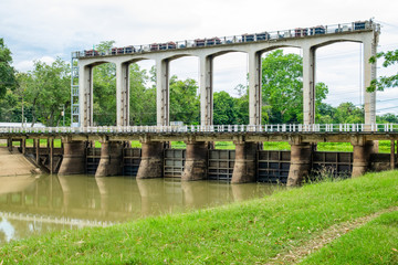 Fototapeta na wymiar Hydroelectric Dam
