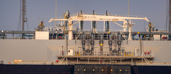 installation for transferring LNG gas on a tanker, close-up to details